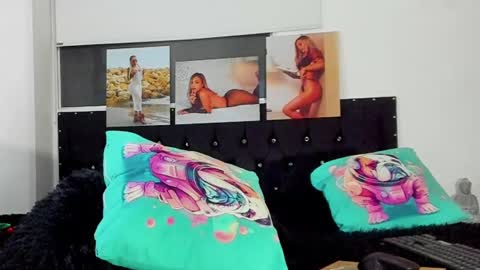 C E L E S T E  online show from March 8, 4:01 am