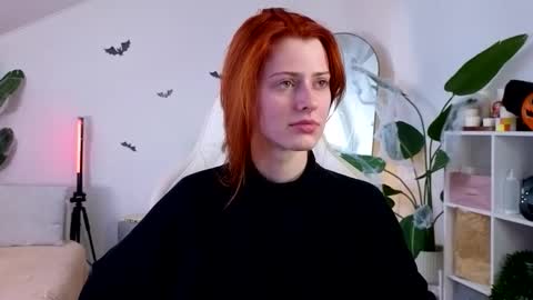 Your doll Lesli online show from November 2, 9:20 am