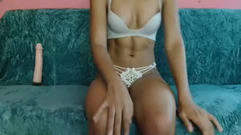 dollepoupee online show from March 17, 6:07 am