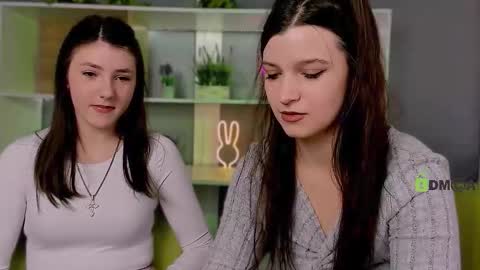 dolly_sunshine online show from March 7, 10:15 am