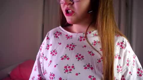 bzzz Liza online show from February 14, 2:31 pm