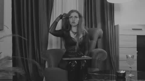 Dolores Sage online show from August 8, 10:09 pm