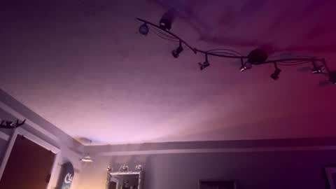 dombeastmaster1 online show from July 12, 8:12 pm