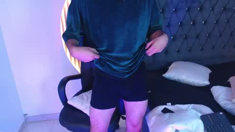 domboy  online show from May 27, 1:57 am