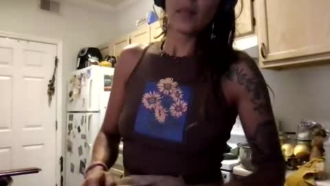 Damiana online show from July 23, 4:26 pm