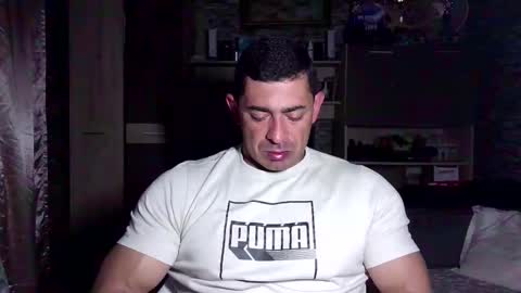 Kevin online show from September 25, 7:54 pm