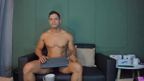 Dominc berry online show from March 4, 11:51 am