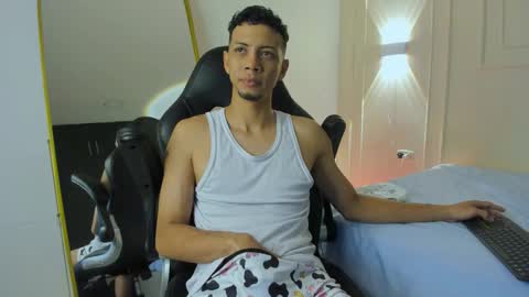 Dominic online show from February 22, 6:28 am