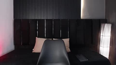 Dominic online show from November 22, 10:40 pm