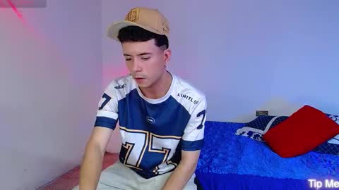 DOMINIC AND ANDREW online show from November 8, 6:27 am