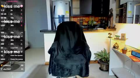 SANTI  independent model online show from September 22, 4:27 am