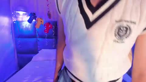 DOMINIC  online show from June 19, 8:59 pm