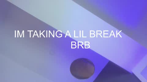 Snapshot of dominick_joness chatting on February 28, 8:18 pm Dominick  online show from February 28, 8:18 pm