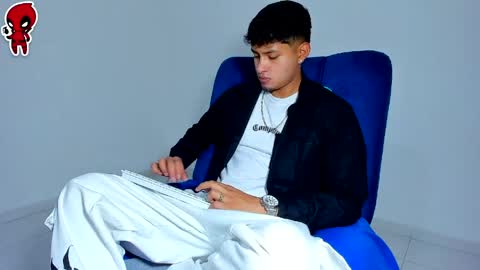  Dominic  online show from April 28, 1:36 am