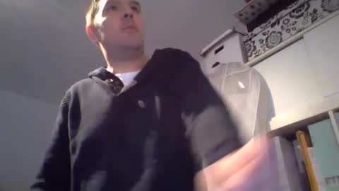 dominik_home online show from February 18, 8:58 am