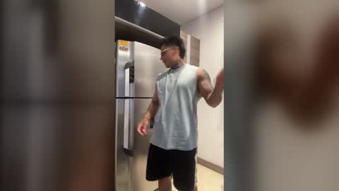 Only fans Ronnie col---InstaRonniecolleman  online show from March 4, 12:51 am