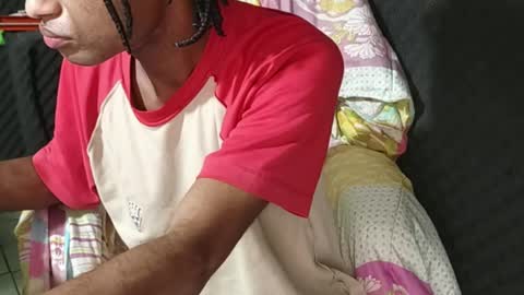 dondiego5511 online show from May 17, 12:47 pm