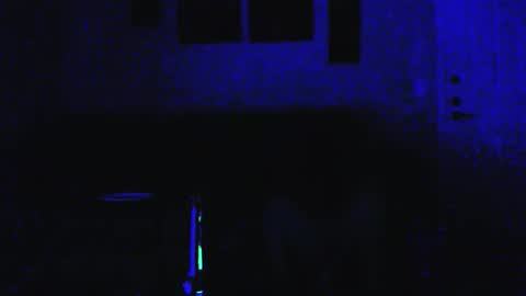 Snapshot of donlopez18 chatting on October 6, 3:52 pm donlopez18 online show from October 6, 3:52 pm