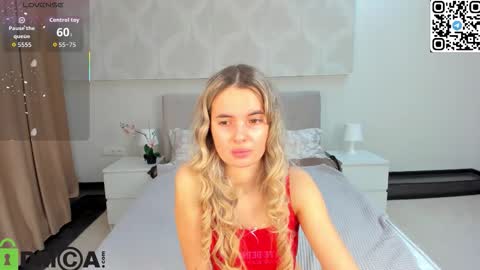 Donna On GMT2 Mon-Fri 3-9 AM online show from January 16, 1:25 am