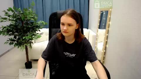 Sia online show from April 17, 10:50 am