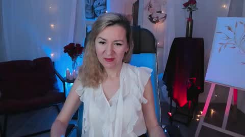 Donna online show from March 11, 7:39 pm