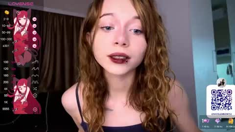 Nicole online show from December 4, 6:07 pm