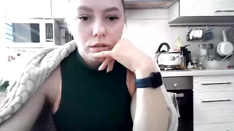 Dorrie Ann online show from February 16, 8:21 am