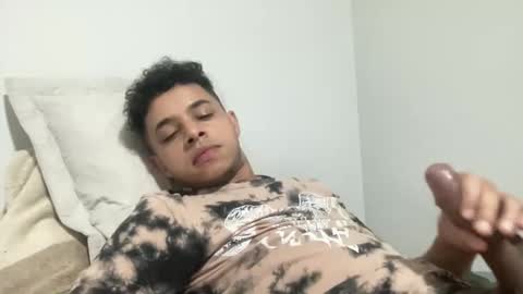 dotadinha online show from April 8, 4:37 am