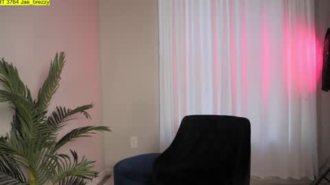 Sara online show from December 10, 7:00 pm