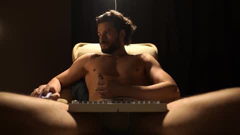 Keen online show from March 15, 11:30 pm