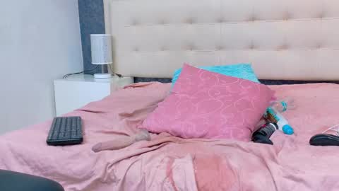 double_temptation__ online show from June 6, 7:03 am