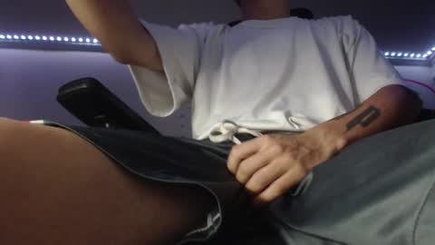 douglas_drake online show from February 3, 8:40 am