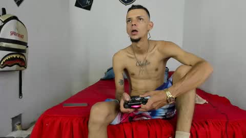 douglas_gallegos online show from February 10, 4:47 pm