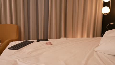    .         . online show from March 2, 9:53 am