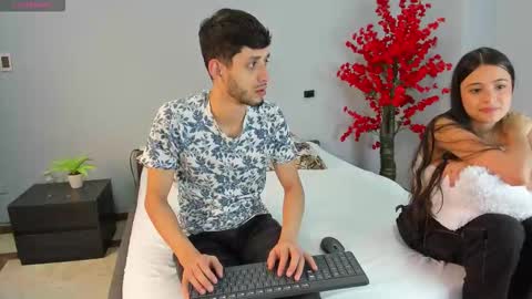 Drake and Zara online show from February 19, 1:43 pm