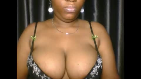 dramadoll_ online show from November 4, 11:28 pm