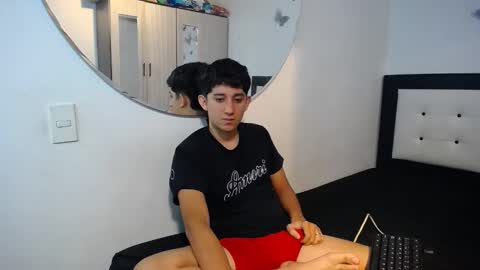 -- nicolle and jhon -- online show from November 27, 6:54 am