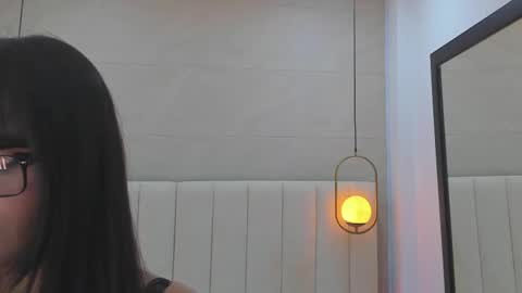 N E N A  online show from January 5, 8:01 pm