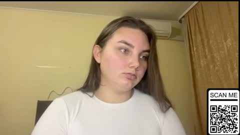 Mila online show from November 25, 3:33 pm