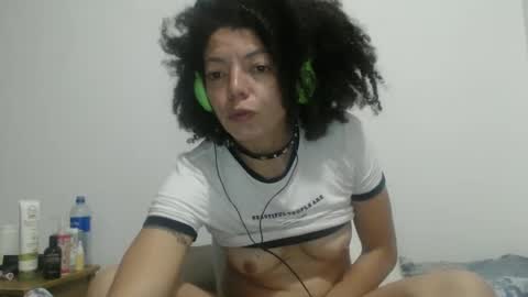 DreamyLatina online show from September 19, 11:30 pm