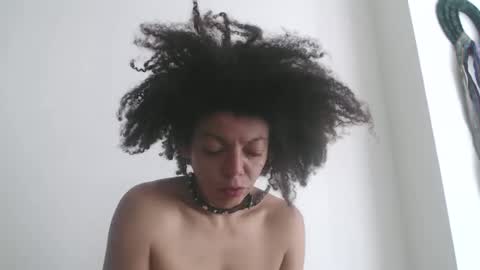 DreamyLatina online show from March 14, 2:32 pm