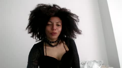DreamyLatina online show from June 21, 1:06 pm