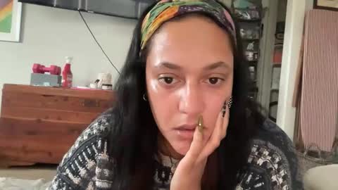 RIRI OR DREAMY online show from February 11, 10:46 pm