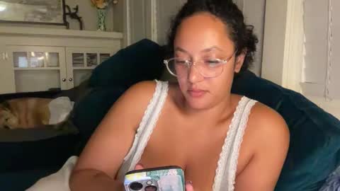 RIRI OR DREAMY online show from December 22, 3:13 am