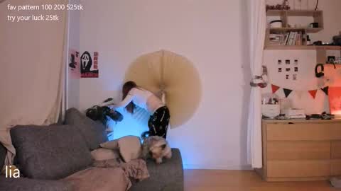 my name is Lia online show from February 28, 10:36 pm