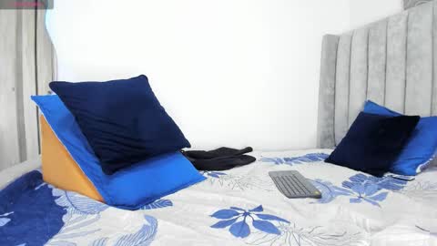 Kevin online show from October 12, 1:42 am