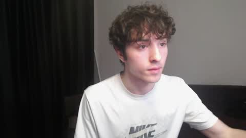 Air online show from April 15, 2:42 pm