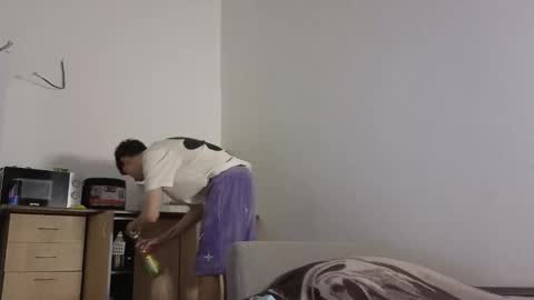 Mark online show from December 18, 2:45 pm