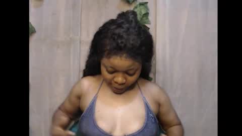 linda online show from November 17, 8:11 pm