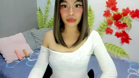 miss. Erika online show from November 28, 10:33 am